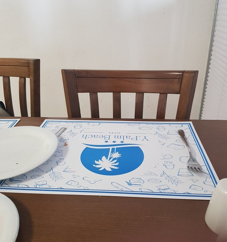 Palm Beach Hotel主图