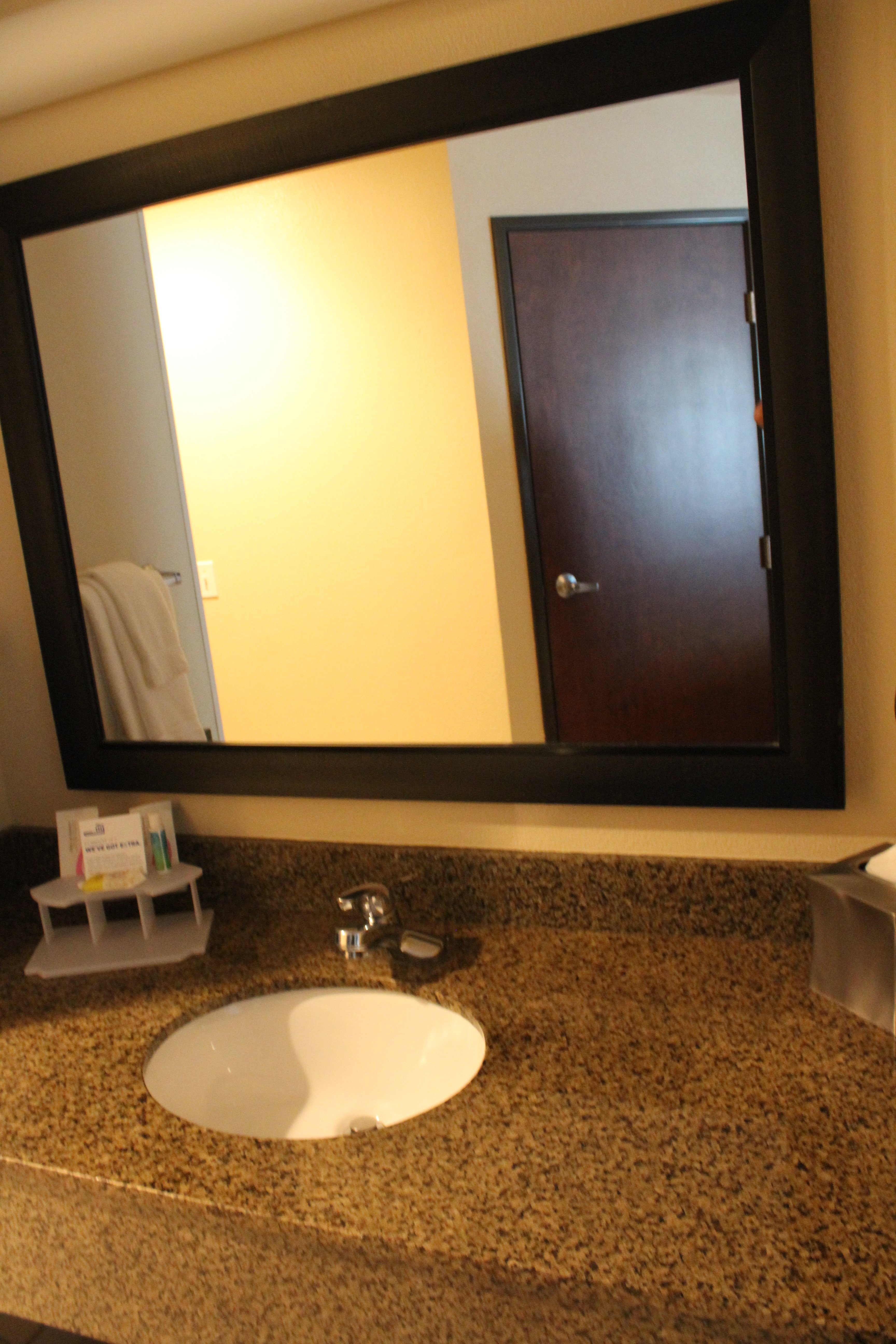 Holiday Inn Express Portland Se - Clackamas Area By IHG-浴室