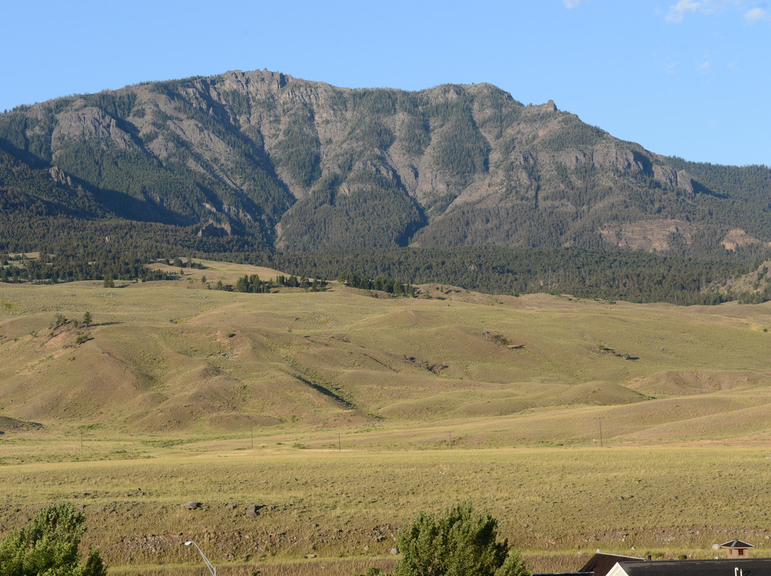 罗德威套房旅馆主图