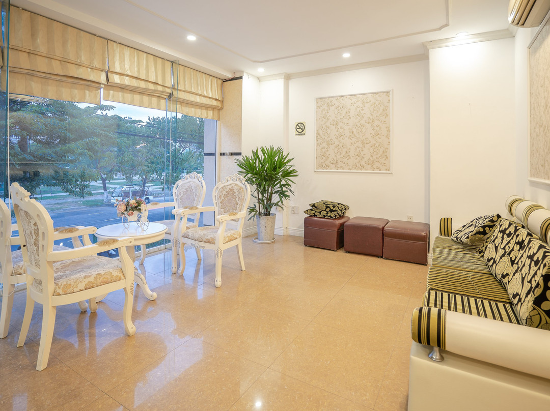 Jay Grand Hotel主图