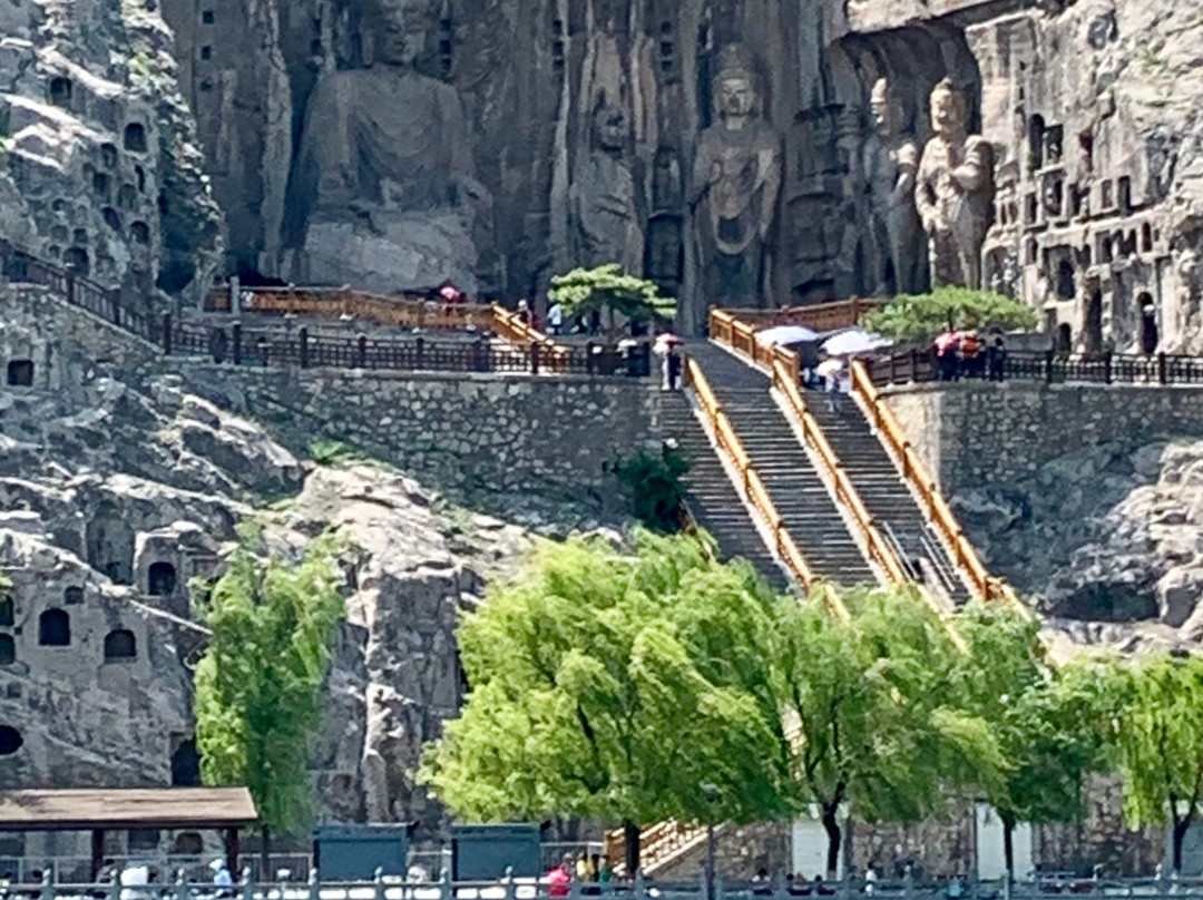 龙门石窟-龙门县必去景点