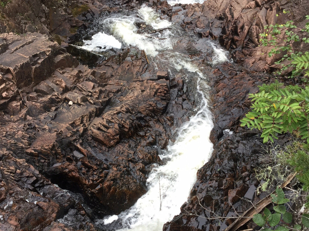 Rainbow Falls Provincial Park-Rossport必去景点