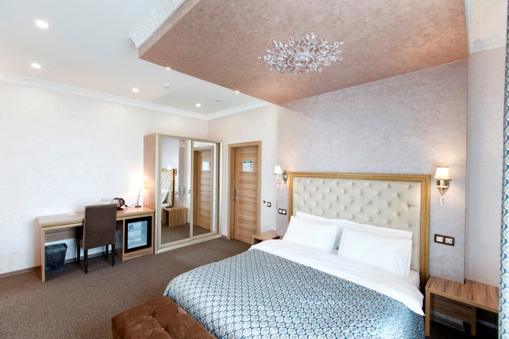 Sky Lux Hotel-官方