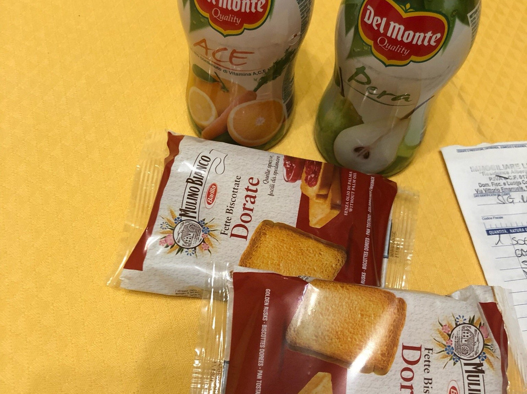 阿尔博吉耶洛伊欧利住宅酒店主图