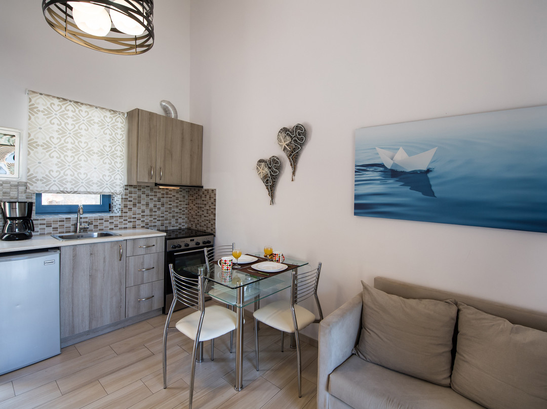 Ilianthos Apartments & Rooms主图