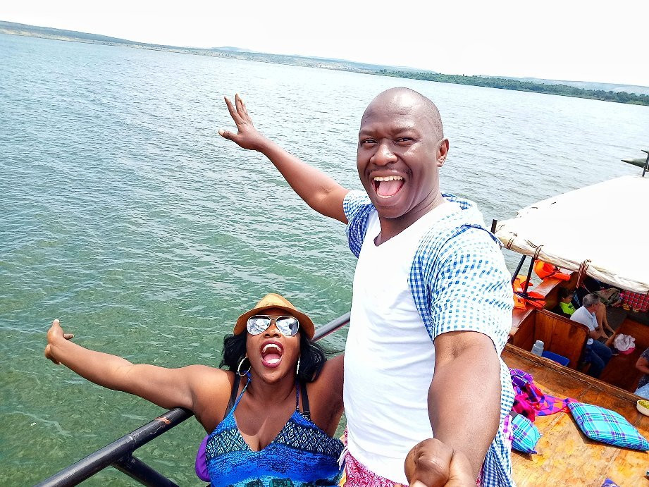 The Mvule Boat-金贾必去景点