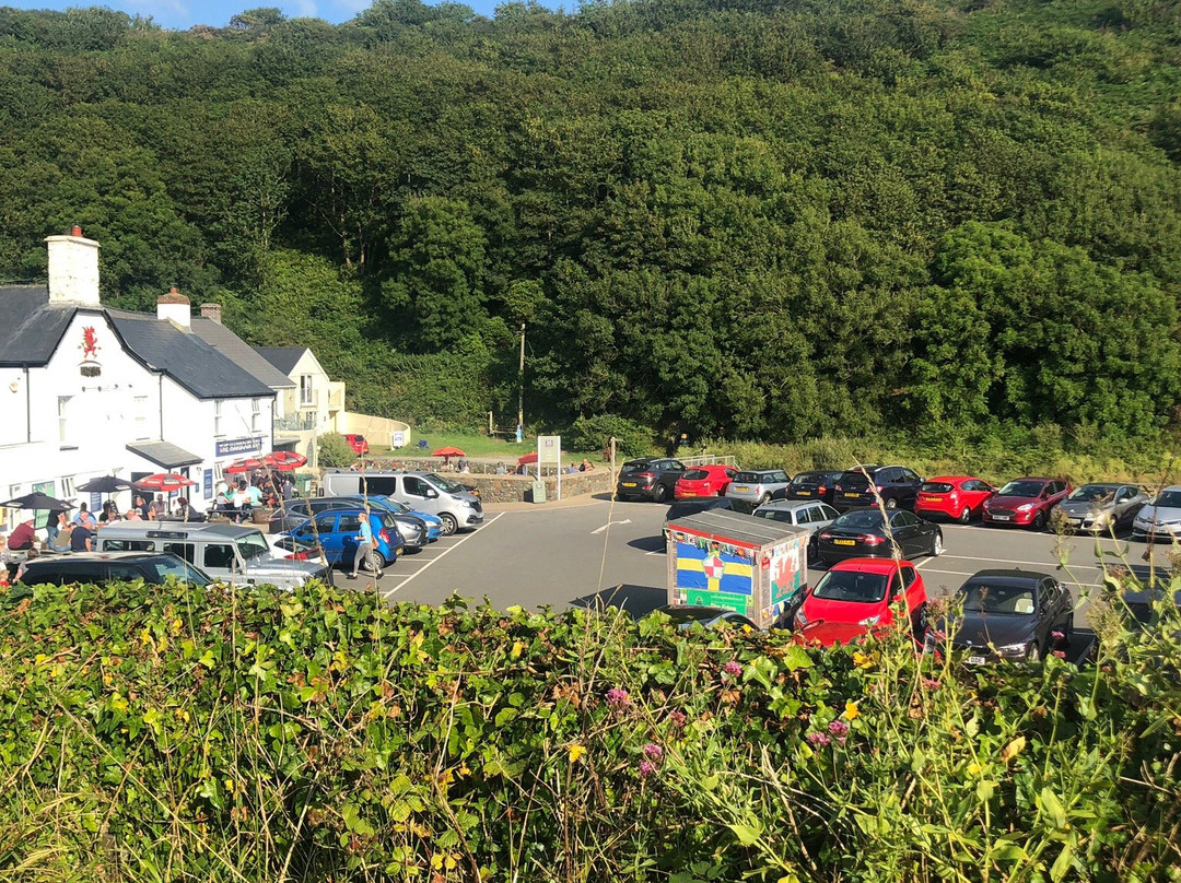 The Royal George主图