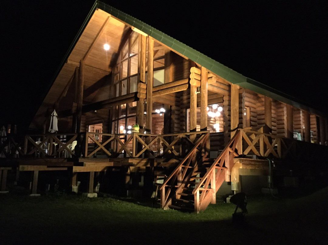 落叶松金山湖酒店主图