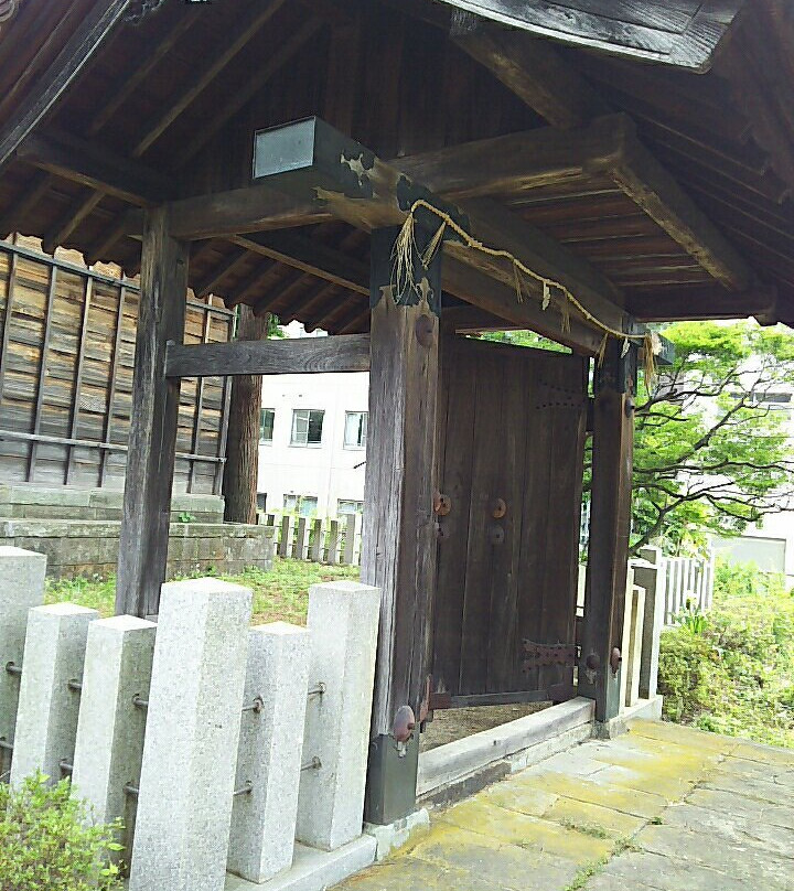 Matsuoka Shrine景点图片