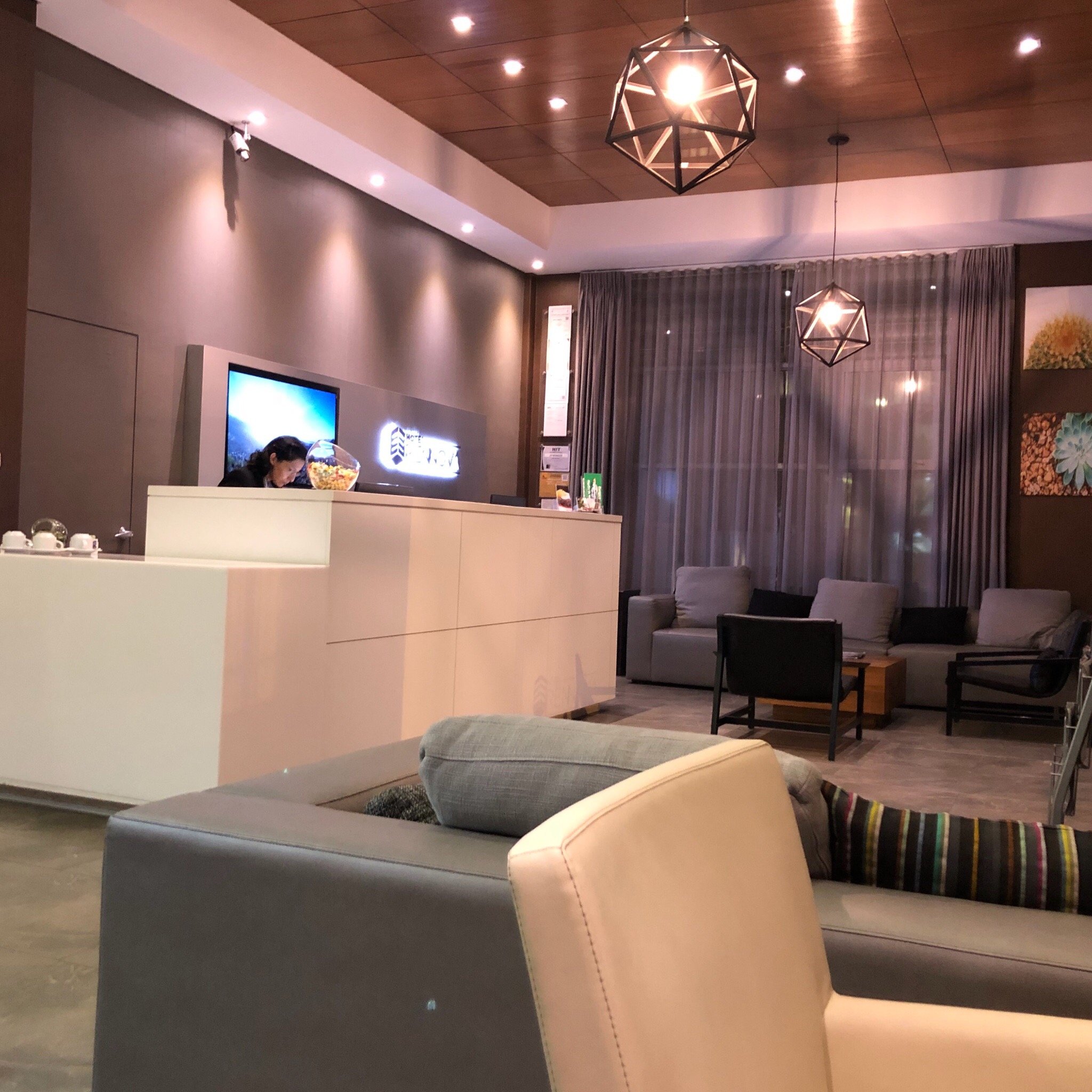 Hotel Rennova-官方