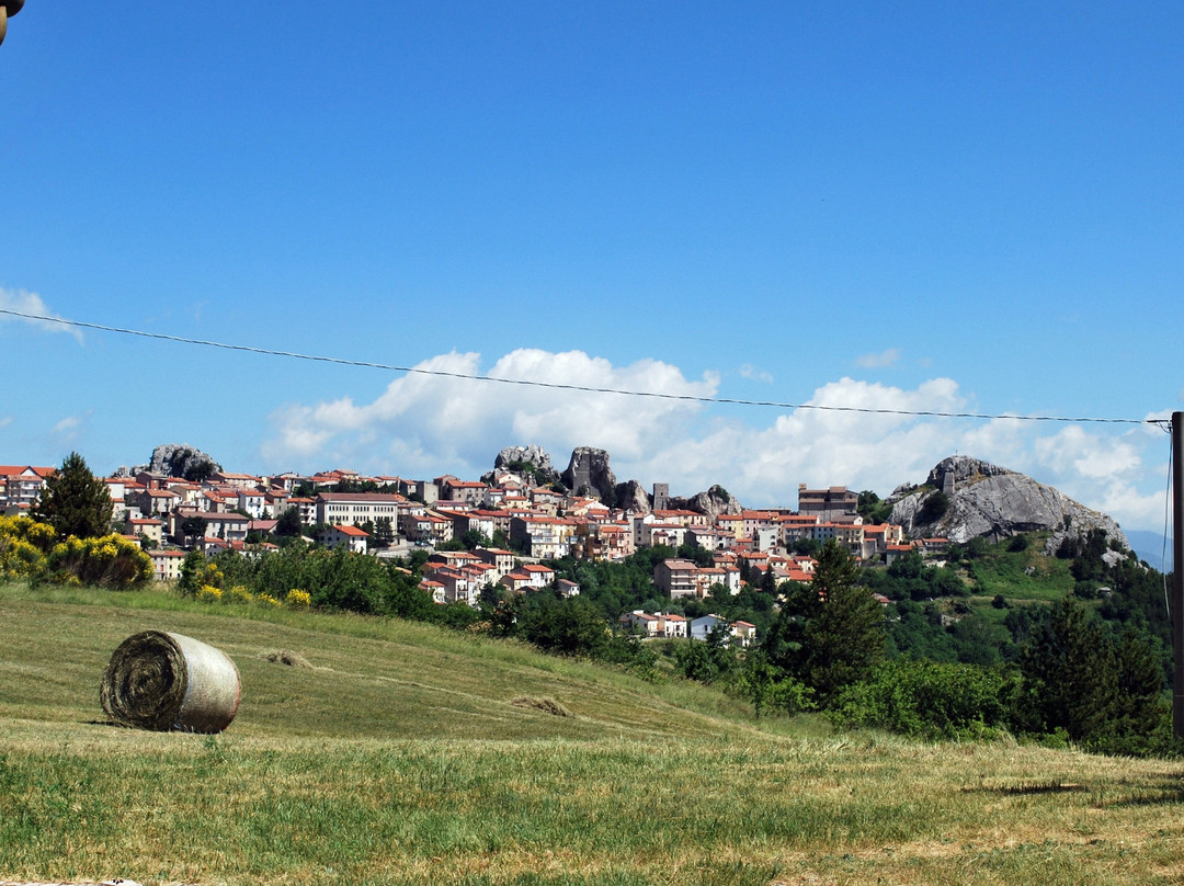 Pietrabbondante Historic Hill Town-Pietrabbondante必去景点