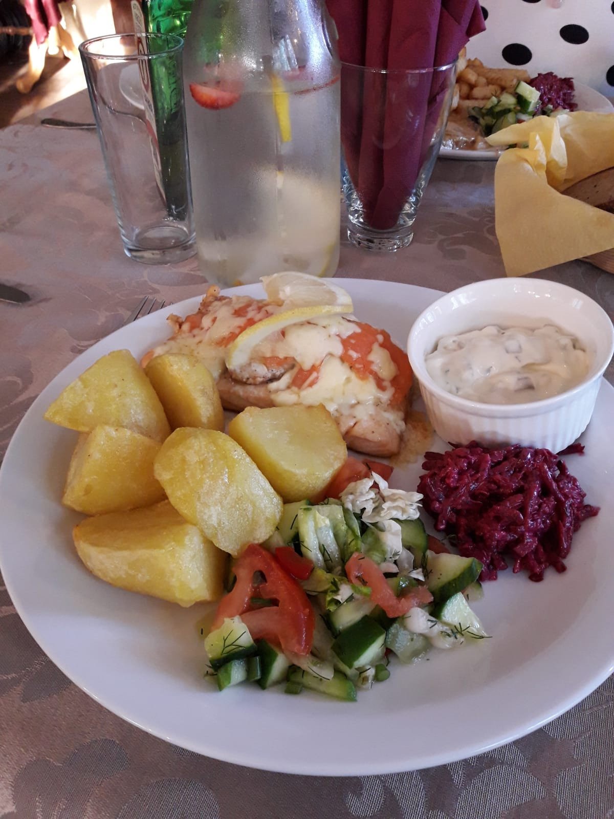 Dominika Guesthouse-餐饮