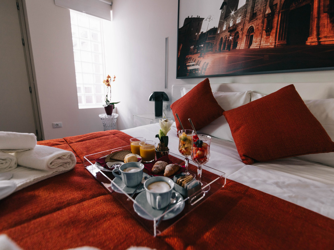 Avenue Hotel