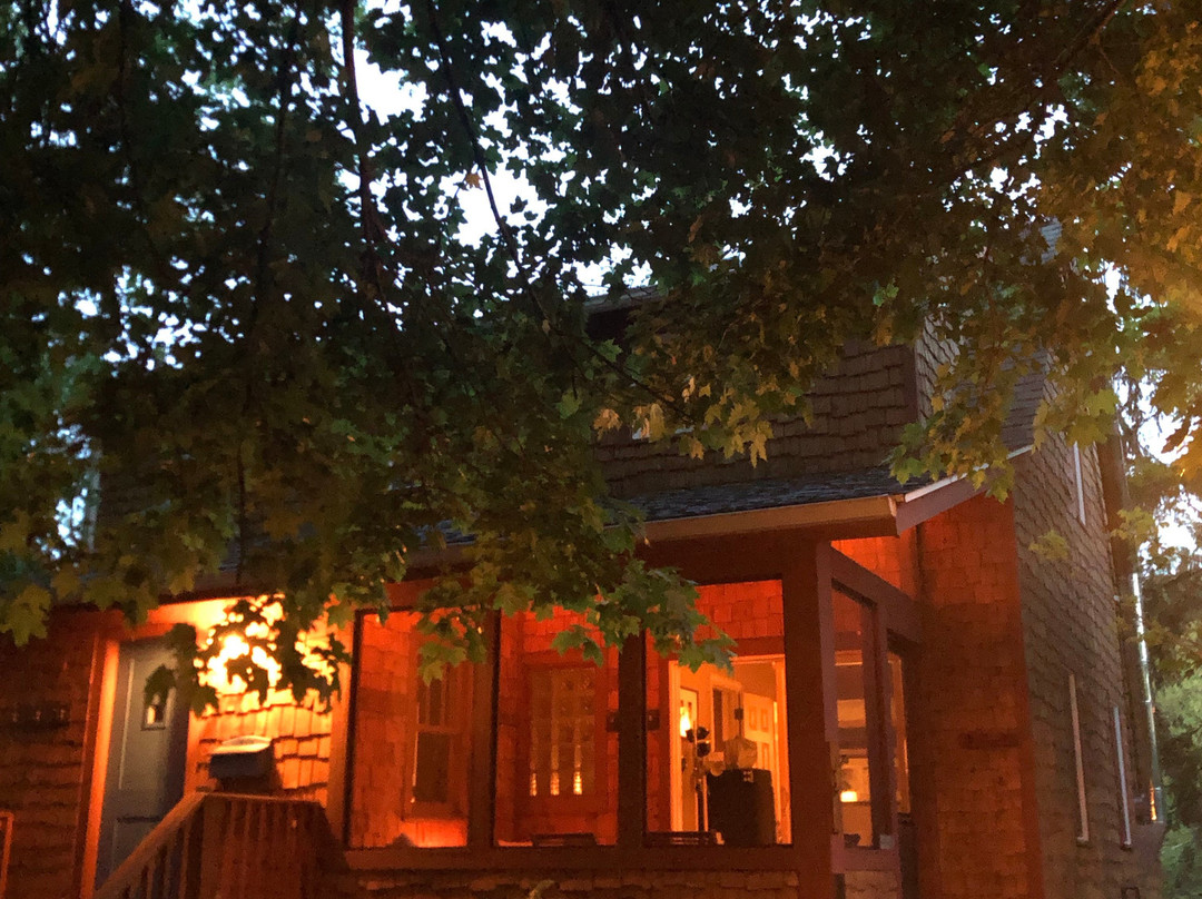 Kara's Kottages主图