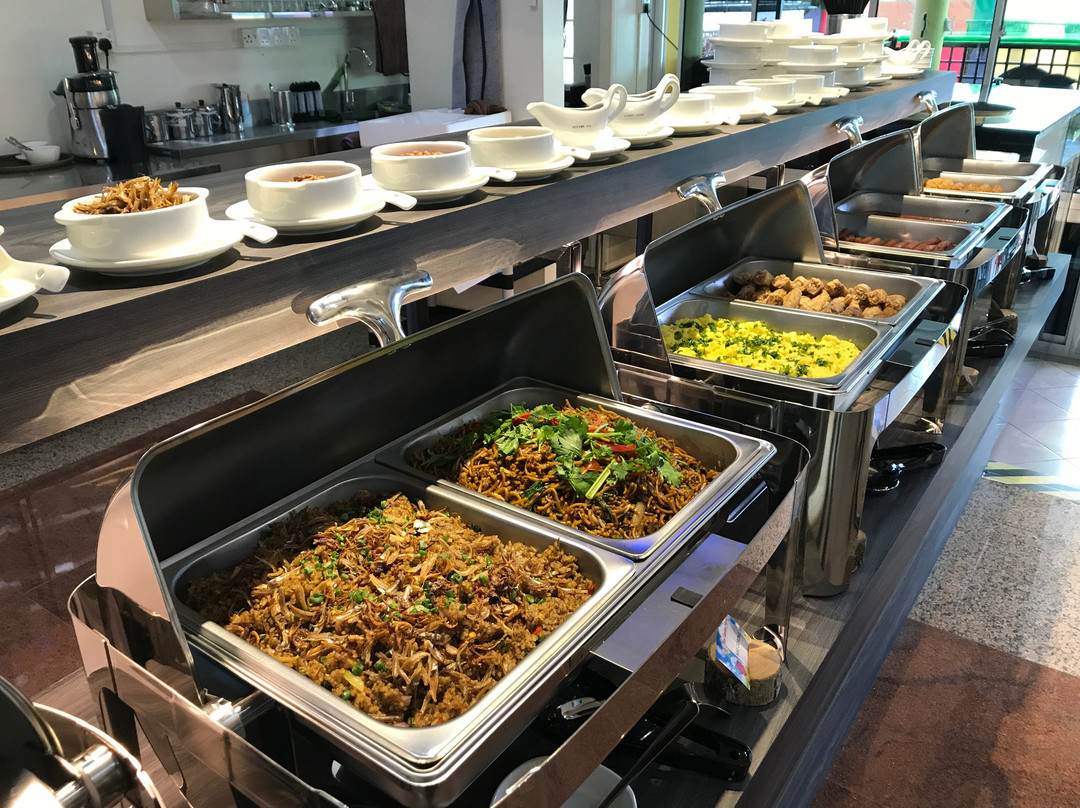 Pine Garden Hotel主图