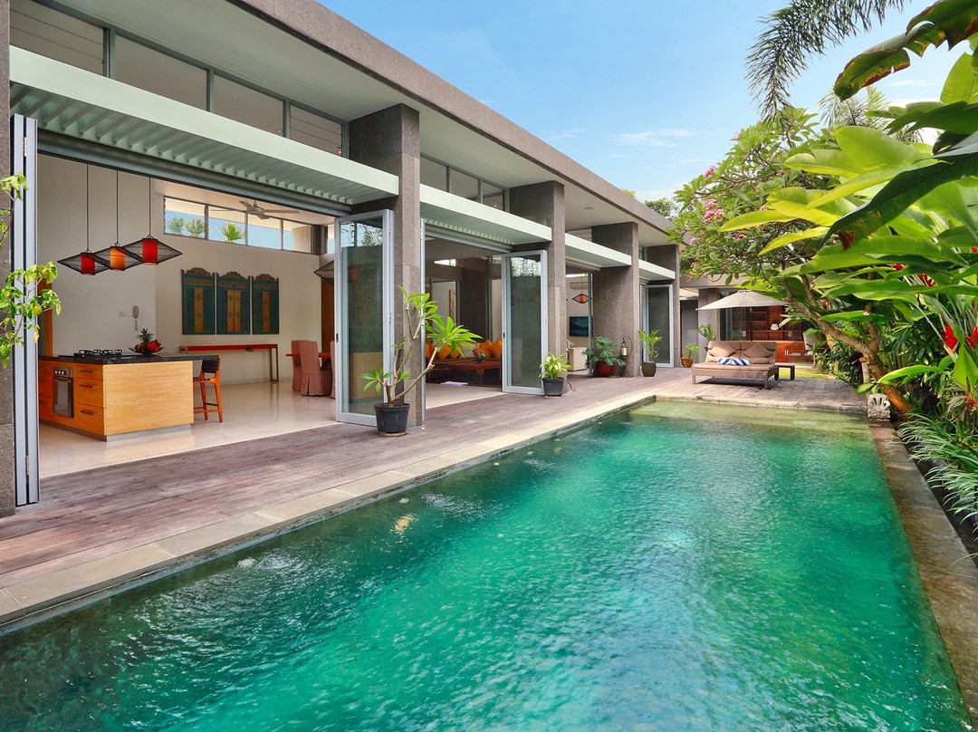 Aramanis Villas