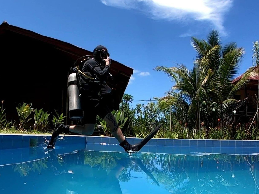 Diving and Adventure Krui-Krui必去景点