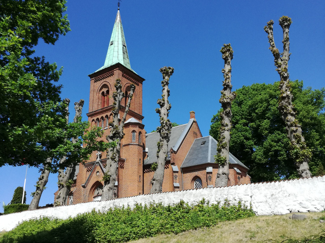 Vinderød Kirke景点图片