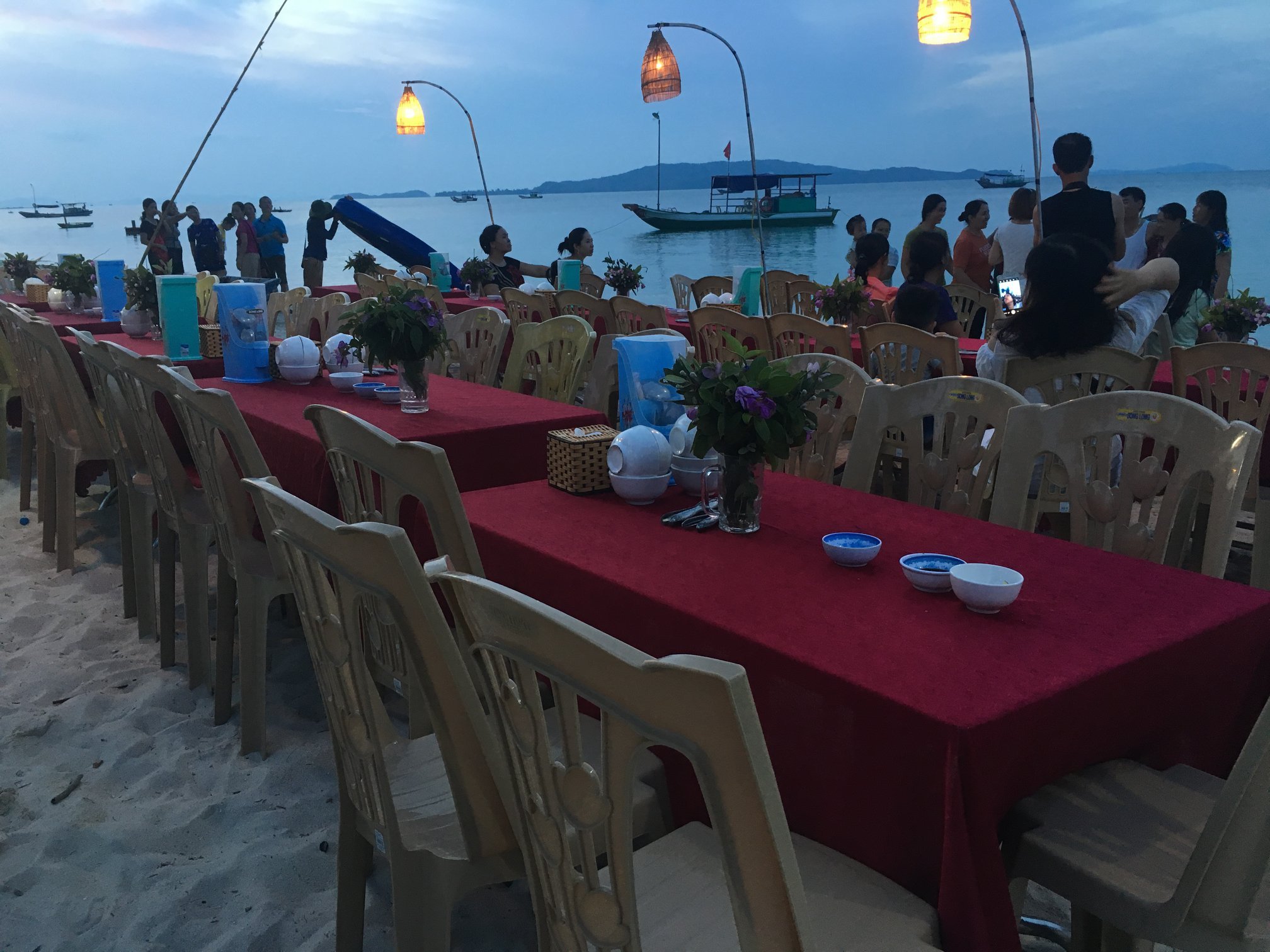 Nha Nghi Tham Giap-餐饮