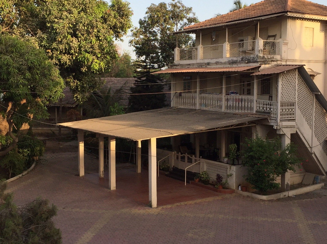 Globe Hotel Udvada主图