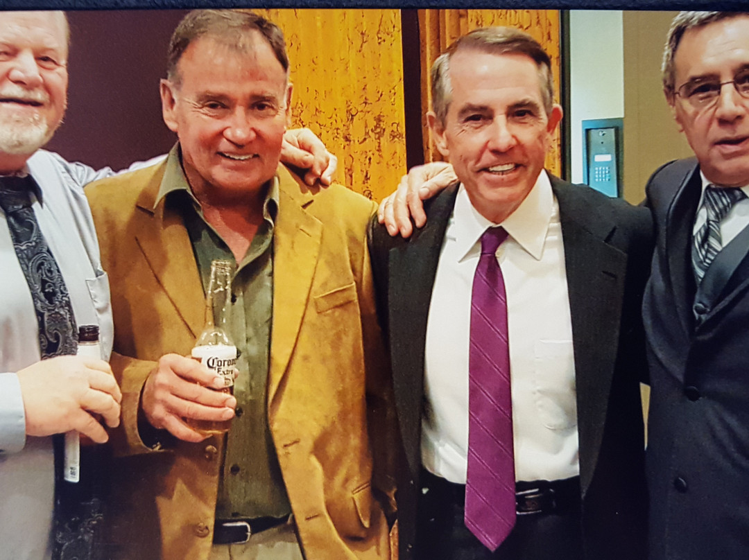 Cleveland Limo Express-克利夫兰必去景点