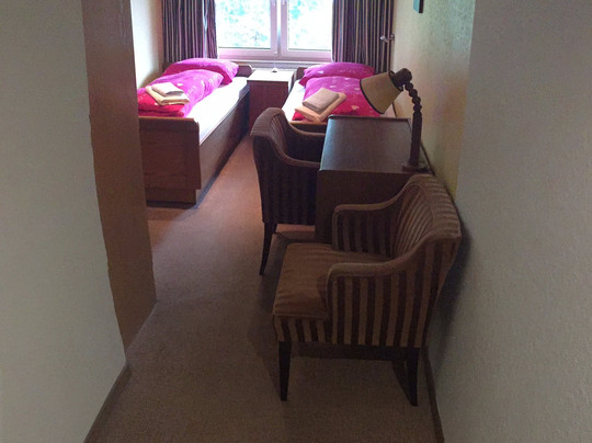 卡梅勒恩家庭式酒店主图