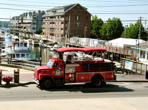 Portland Fire Engine Co. Tours-波特兰必去景点