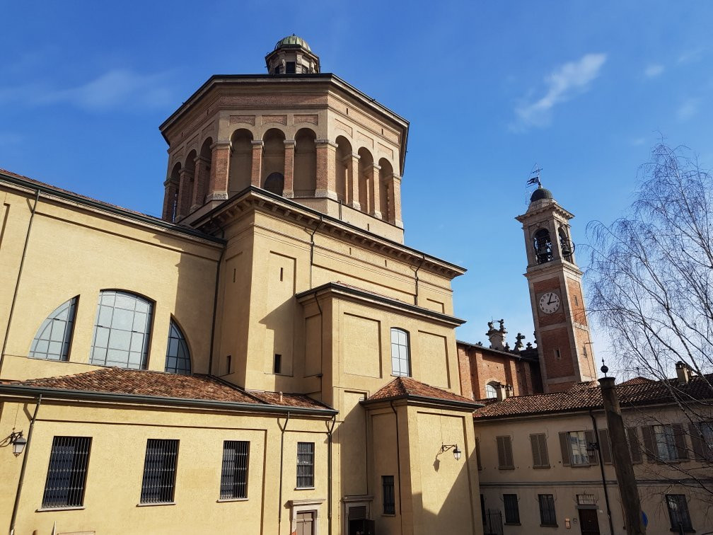 Santuario Beata Vergine Delle Lacrime景点图片