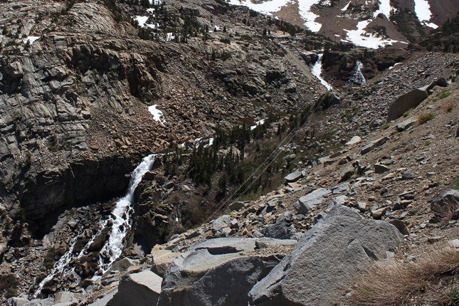 Lee Vining Falls-利韦宁必去景点