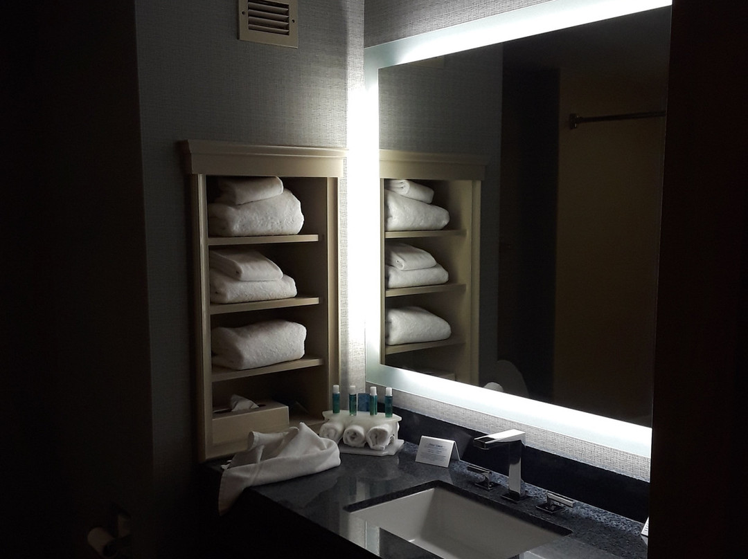 Holiday Inn Express & Suites Warwick-providence (airport) By IHG主图