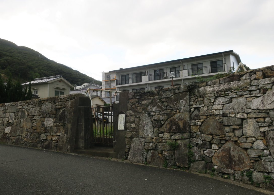 Remains of Old Samurai Residences-对马市必去景点