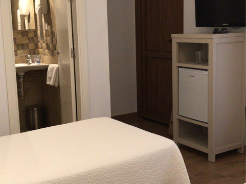 奥玛拉巴酒店主图