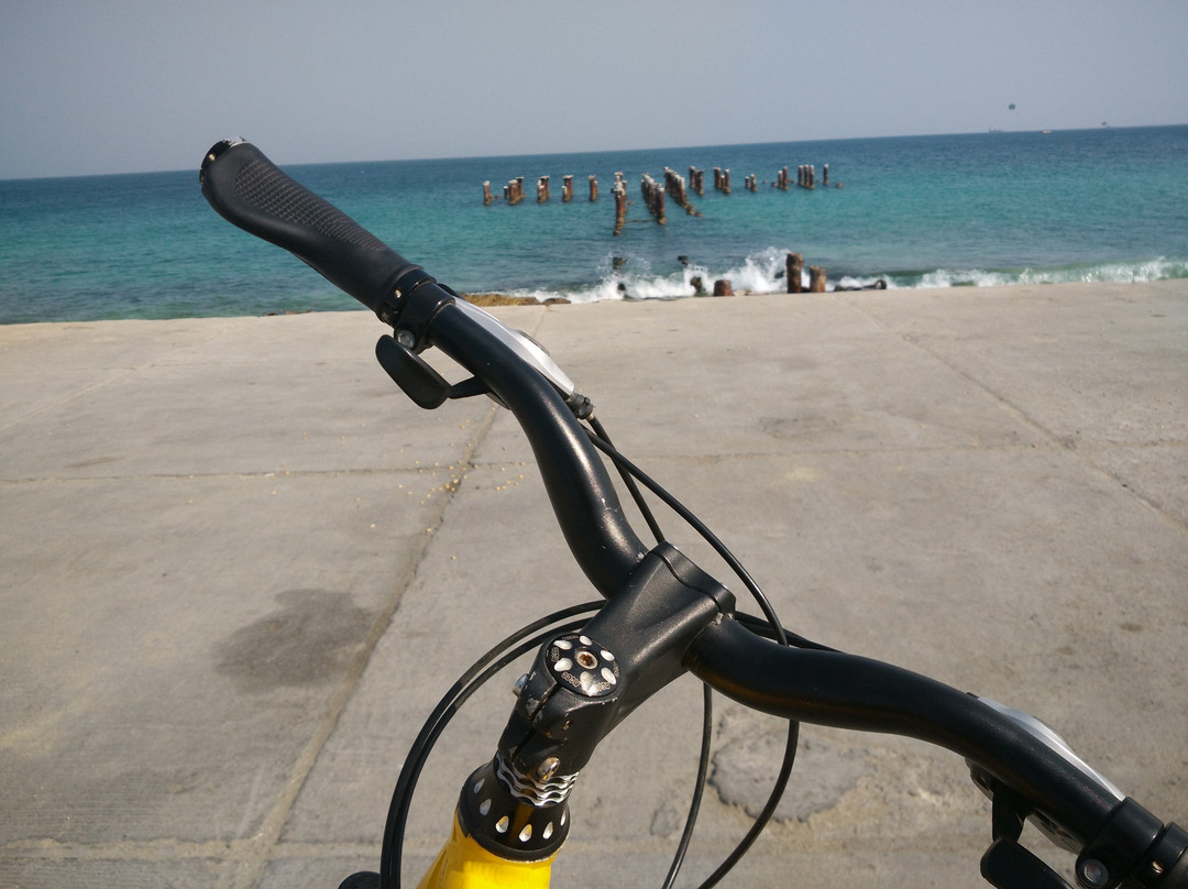 Ladies' Beach-基什岛必去景点