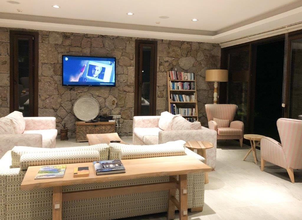 Ida Costa Hotel主图