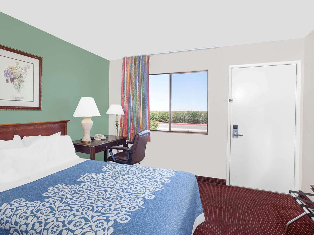 Days Inn by Wyndham Lost Hills主图