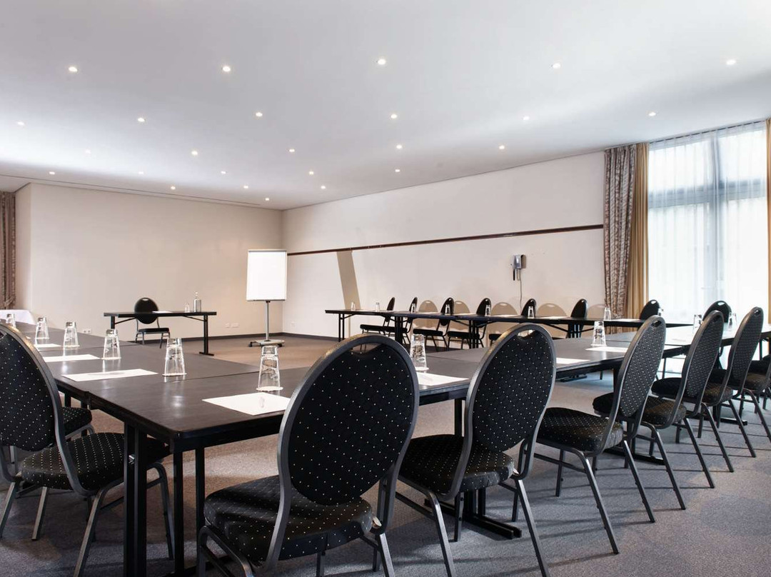 柏林赫尼格斯多夫美居酒店主图