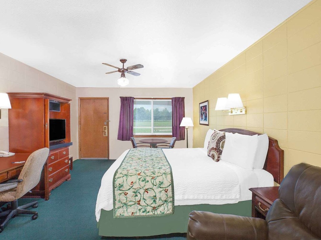 Knights Inn Fort Madison主图