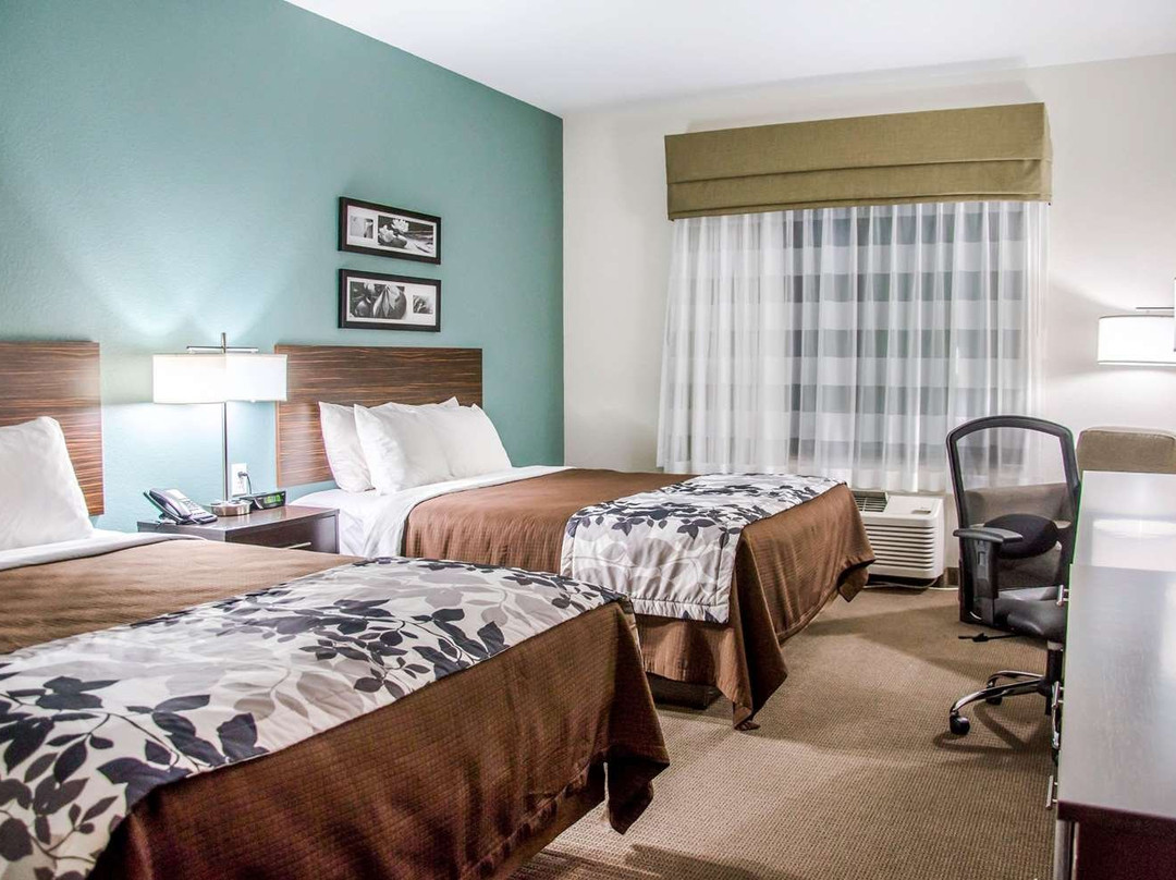 Sleep Inn & Suites主图