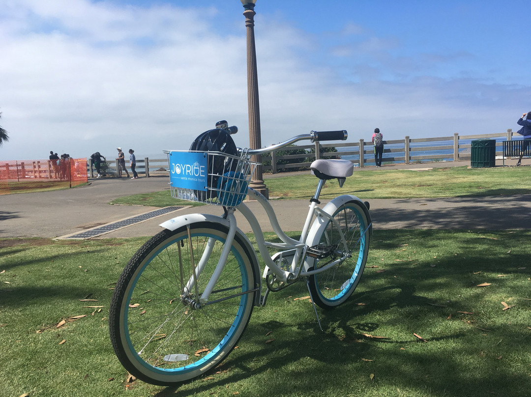 Joy Ride Santa Monica Tours景点图片