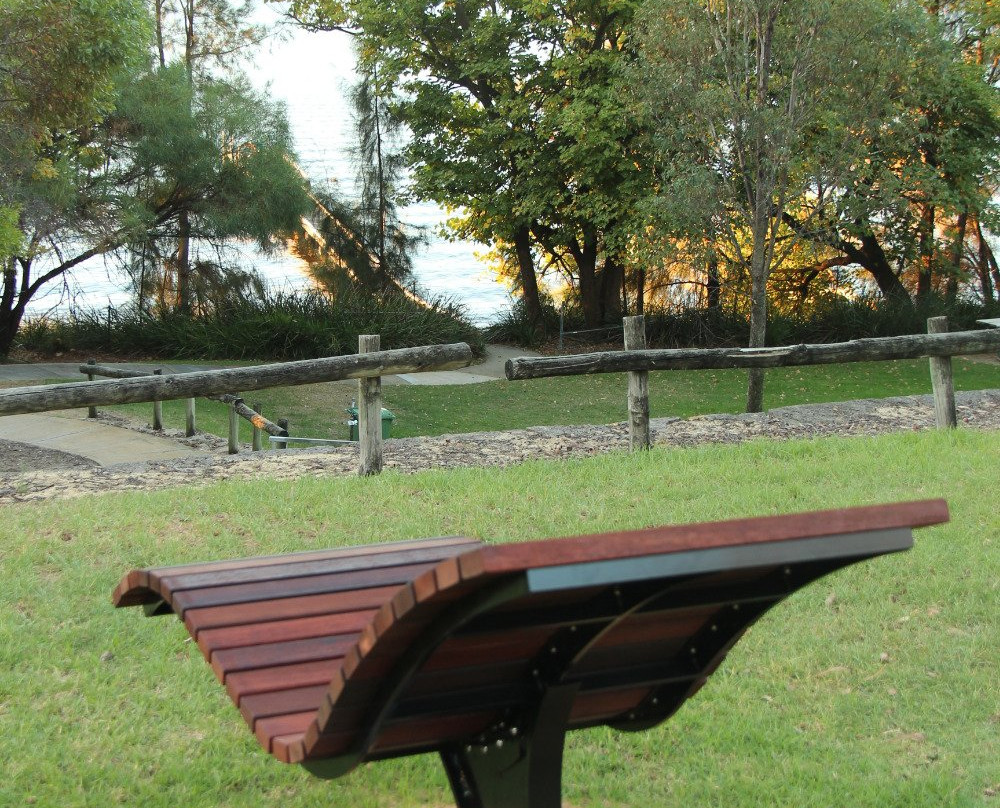 Cracknell Park-Rivervale必去景点