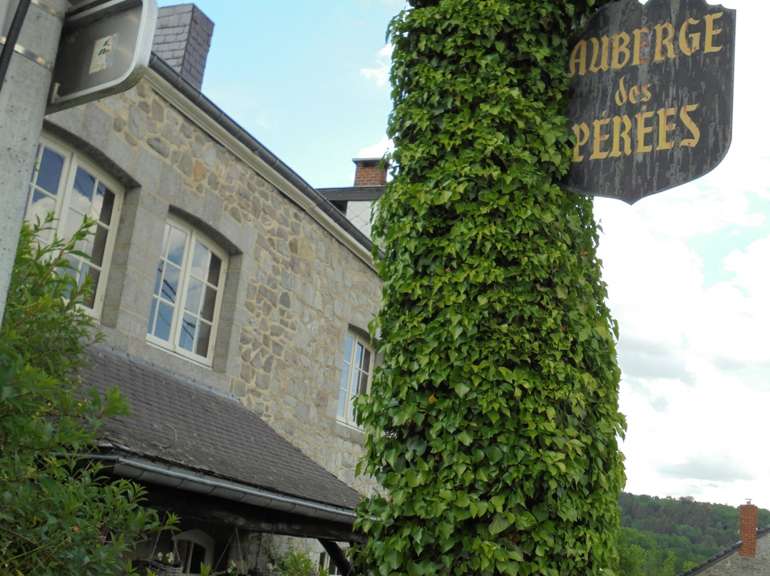 Auberge des Perees主图