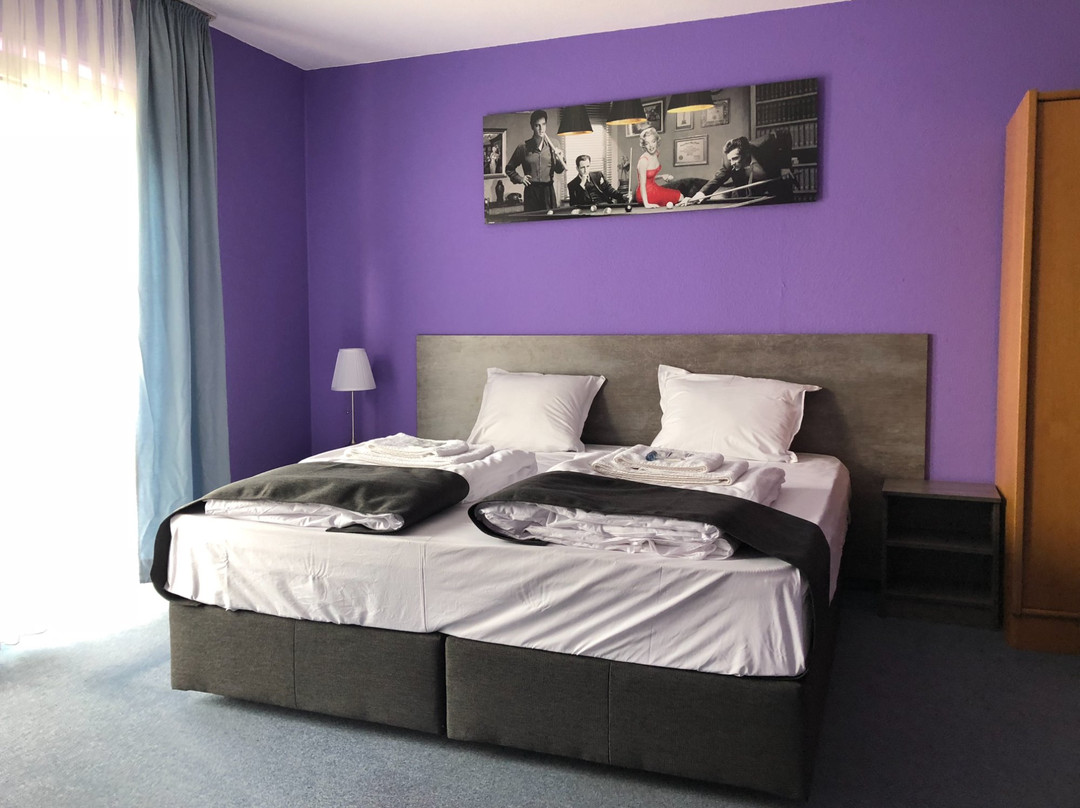 Maxi Hotel Frankfurt Airport主图