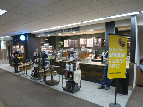 Biggs Field餐馆和美食-Starbucks Coffee Airside