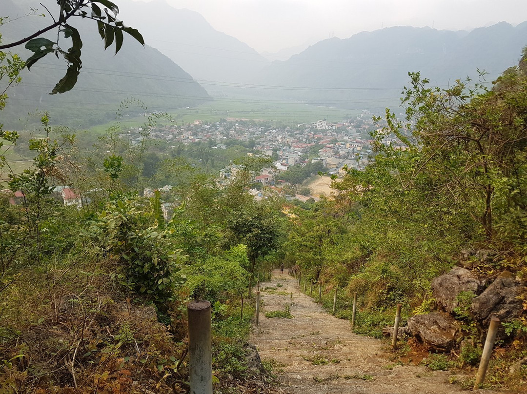 Chieu Cave景点图片