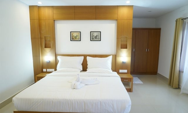 Hotel Surya主图