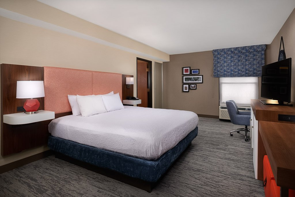 Hampton Inn By Hilton Youngstown-west I-80主图