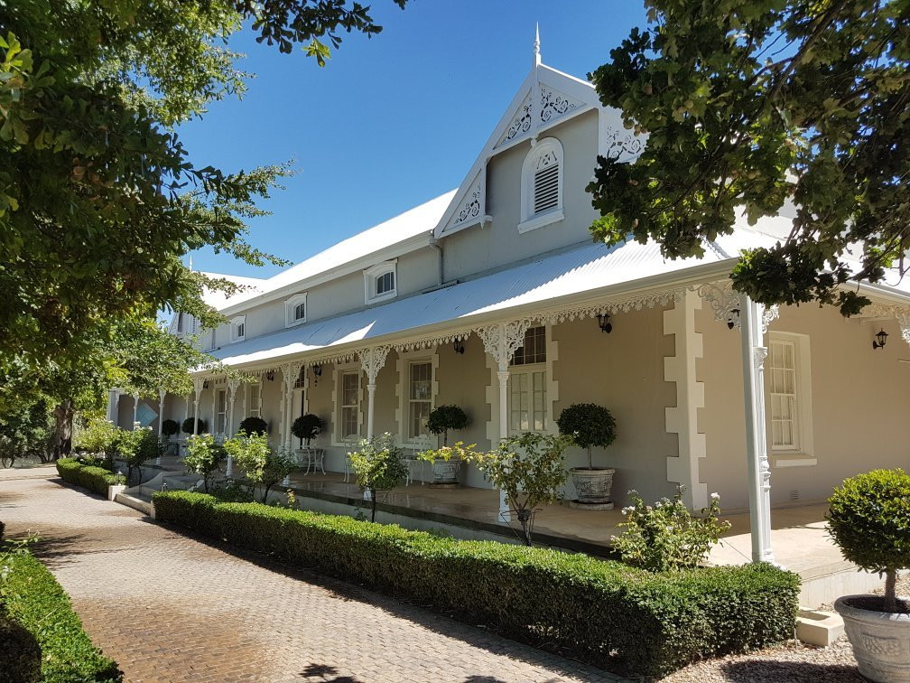 Kloovenburg Guesthouse主图