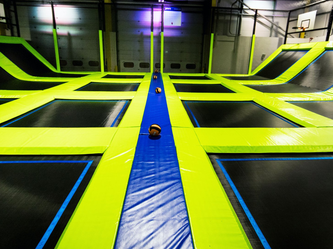 Jump In Trampoline Park景点图片