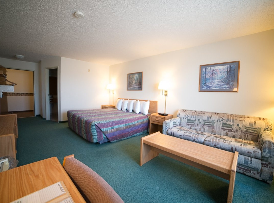 River Valley Inn & Suites主图