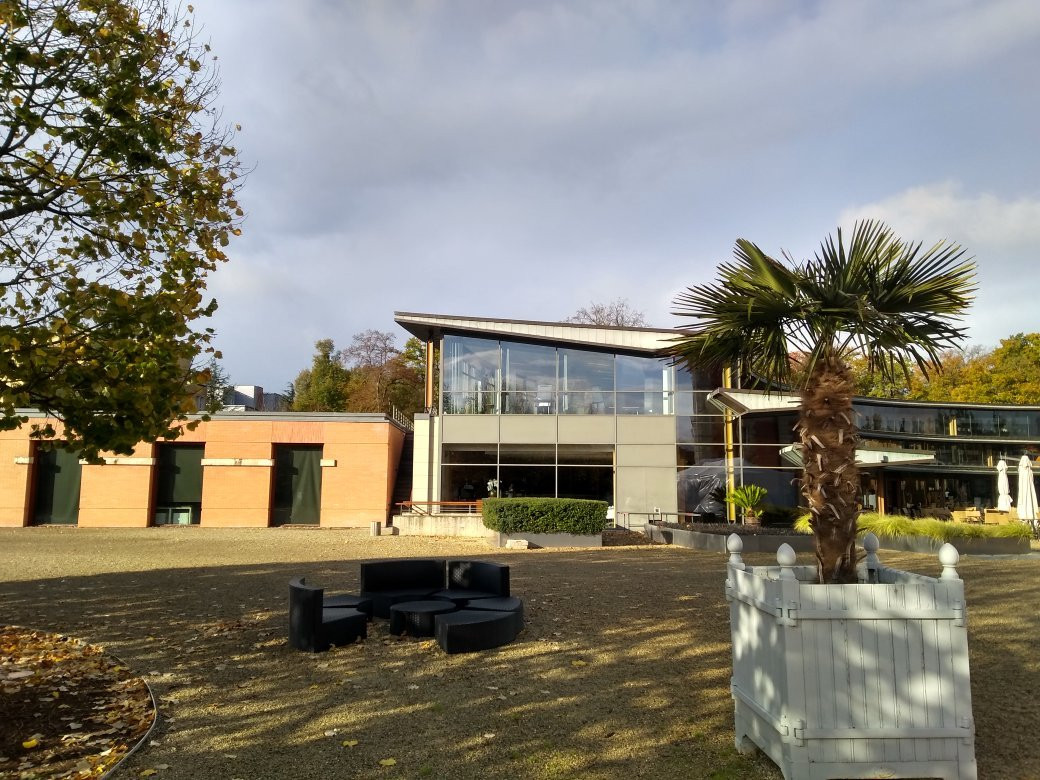 Campus Serge Kampf Les Fontaines主图